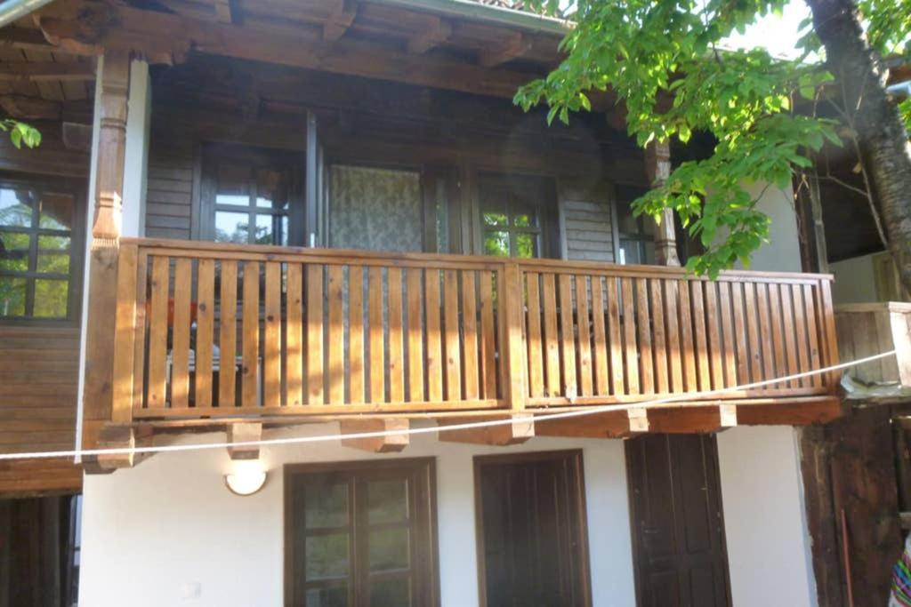 Razsukanova House , Разсукановата Къща Elena Exteriör bild